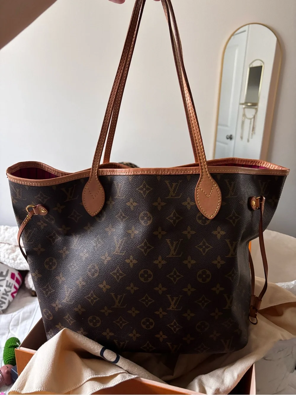 Louis Vuitton Monogram Canvas Tote in Brown